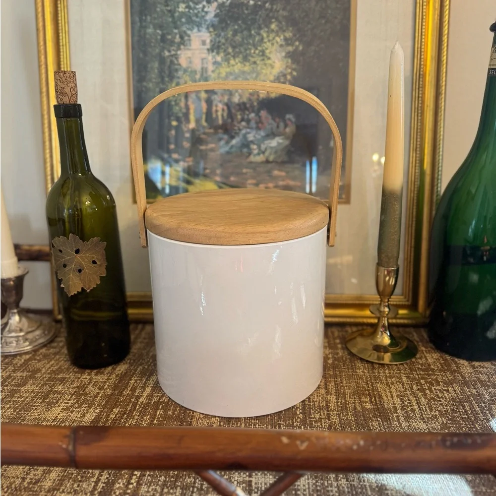 Vintage Georges Briard Mid-Century Modern White Vinyl & Wood Ice Bucket